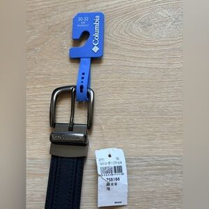 NWT NEW Columbia Reversible Synthetic Leather Belt – Men’s Size S (30–32)